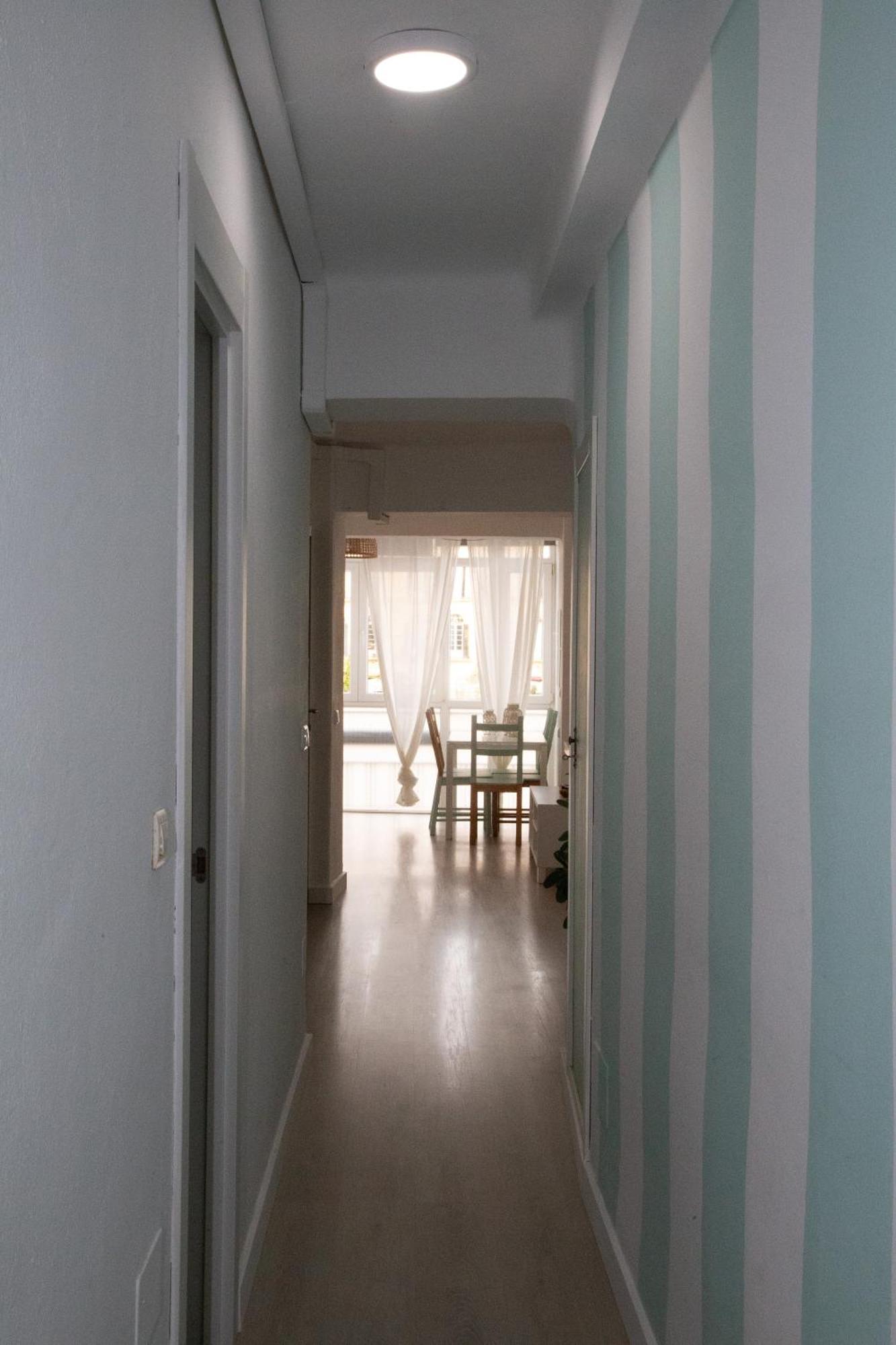 מאלגה Apartamento En La Merced מראה חיצוני תמונה