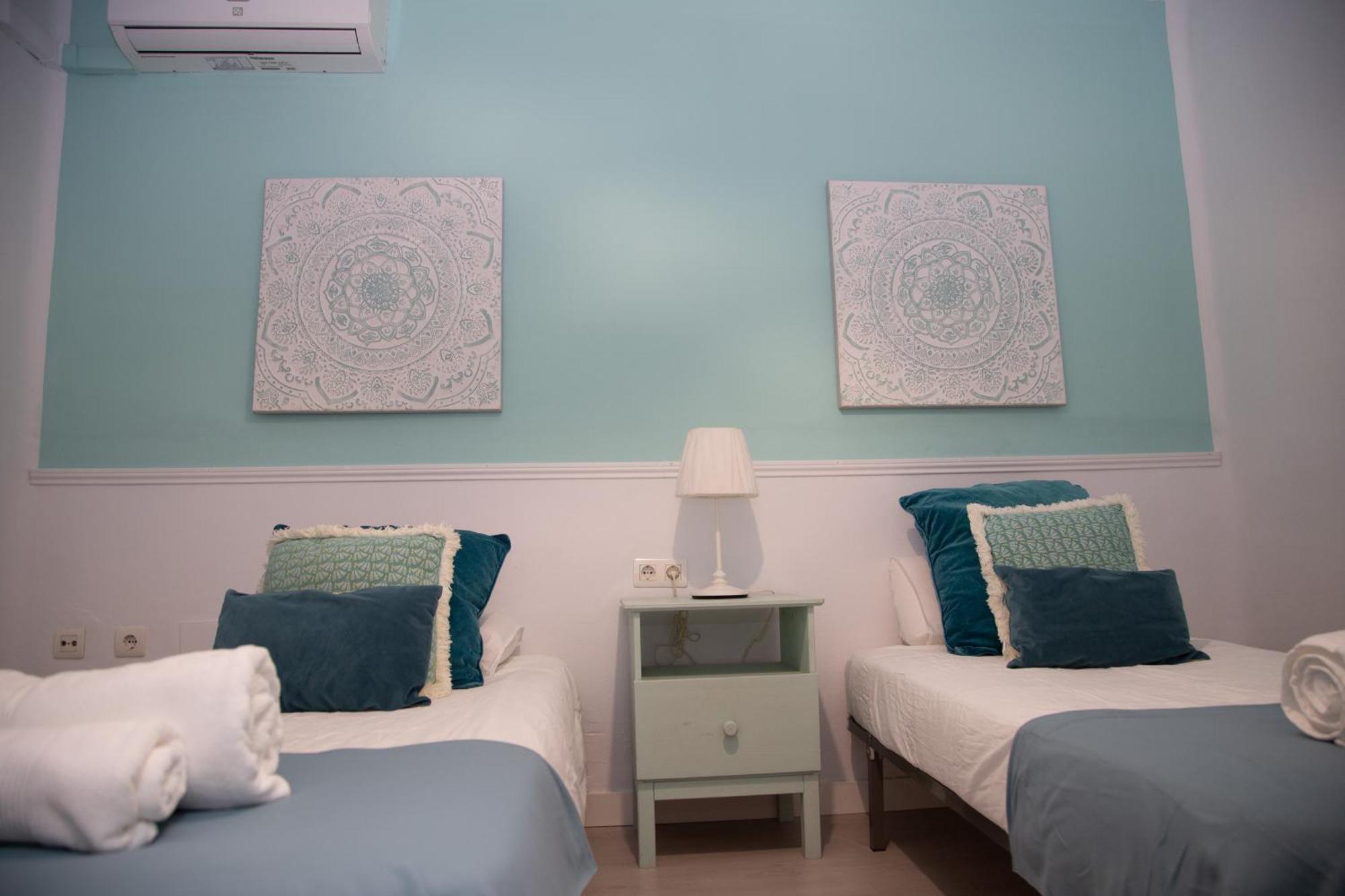 מאלגה Apartamento En La Merced מראה חיצוני תמונה